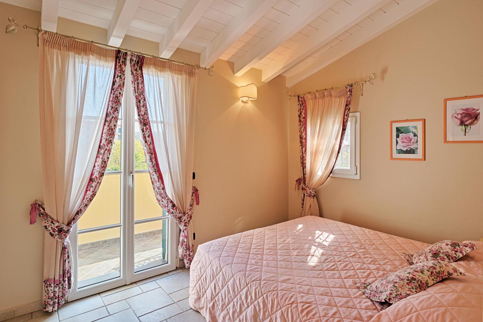 Casa Vacanze Nel Giardino Di Renzo Imperia Zewnętrze zdjęcie